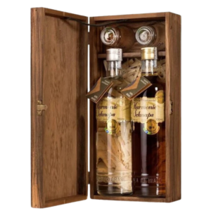 Kit 2 Cachaça Harmonie Envelhecida Prata 700ml Com Estojo E 2 Copo